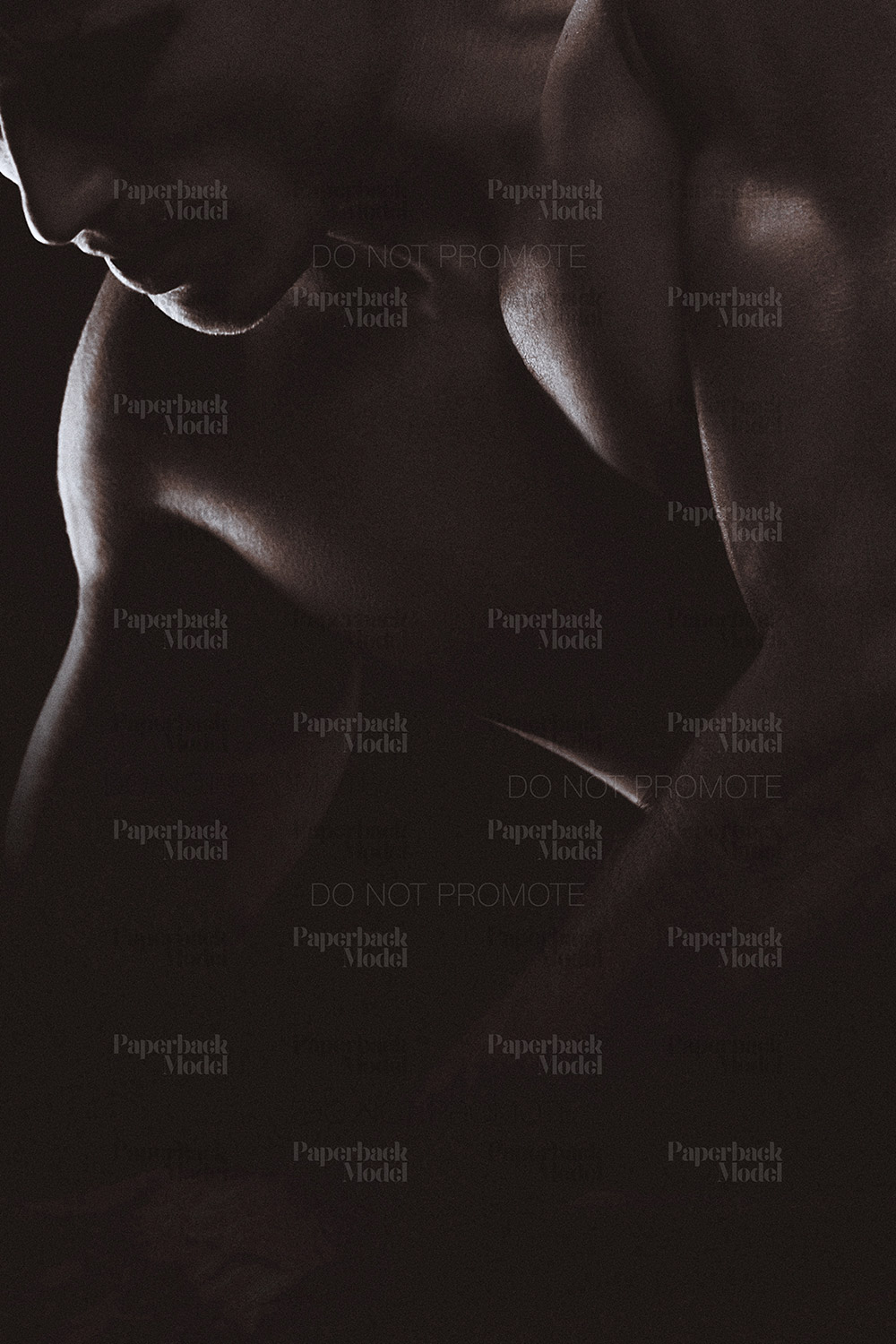 Em - Paperback Model